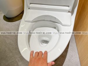 Bồn cầu 1 khối TOTO CW823REAW12 nắp rửa điện tử TCF4911EZ