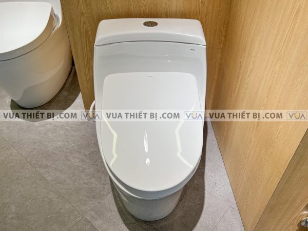 Bồn cầu 1 khối TOTO CW823REAW12 nắp rửa điện tử TCF4911EZ