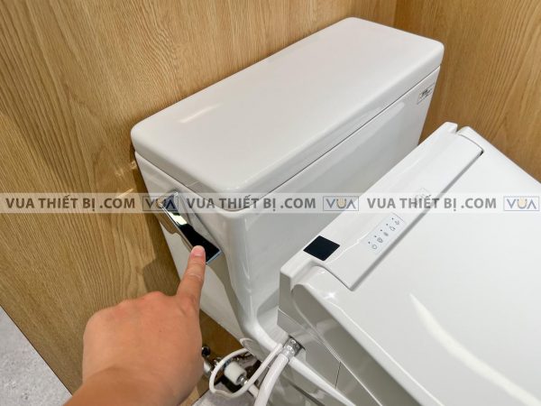 Bồn cầu 1 khối TOTO MS188VKW14#XW T53P100VR nắp rửa điện tử TCF24410AAA