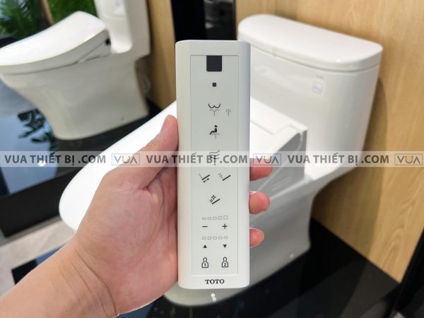 Bồn cầu 1 khối TOTO MS887CRW15 nắp rửa điện tử TCF24460AAA