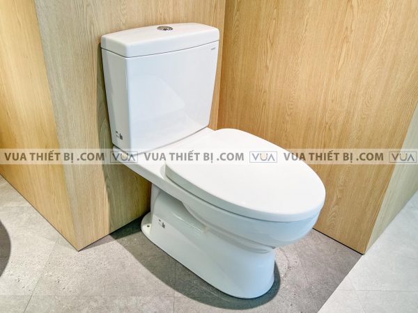 Bồn cầu 2 khối TOTO CS320DRT3 nắp êm TC385VS