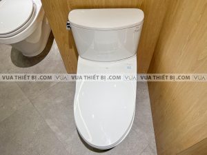 Bồn cầu 2 khối TOTO CS767RT2 nắp êm TC393VS