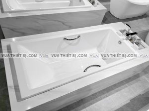 Bồn Tắm TOTO PAY1720HV TBVF411 xây 1.7M