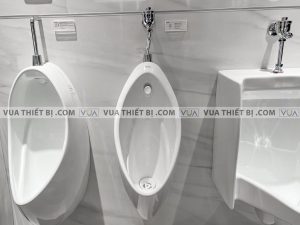Bồn tiểu nam TOTO UT904R treo tường