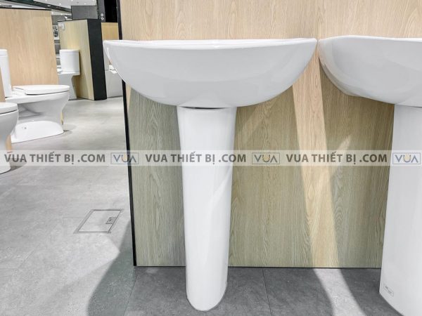 Chậu rửa mặt lavabo TOTO LPT236CS#W chân dài treo tường