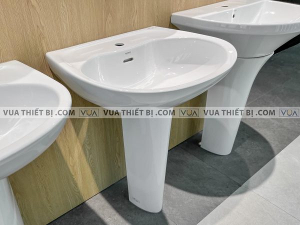 Chậu rửa mặt lavabo TOTO LPT239CR#W chân dài treo tường