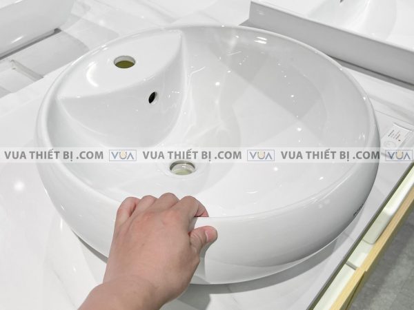 Chậu rửa mặt lavabo TOTO LT367CR#W đặt bàn