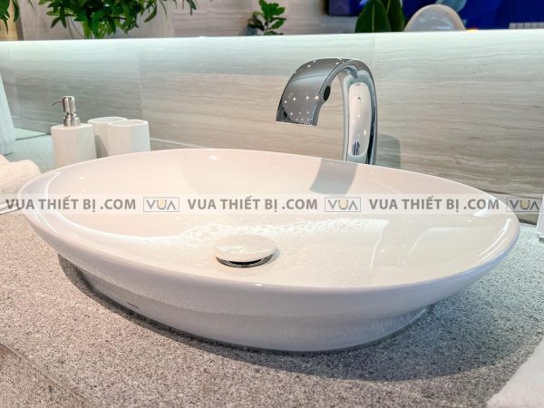 Chậu rửa mặt lavabo TOTO LT4706#XW vòi TLP01701J#BN đặt bàn