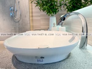 Chậu rửa mặt lavabo TOTO LT4706#XW vòi TLP01701J#BN đặt bàn