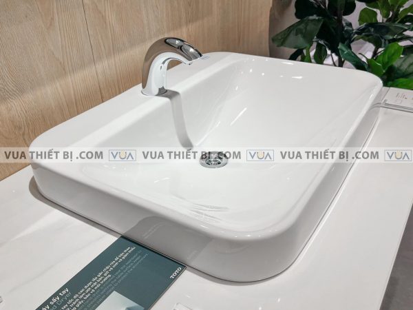 Chậu rửa mặt lavabo TOTO LT5616 LT5616C đặt bàn