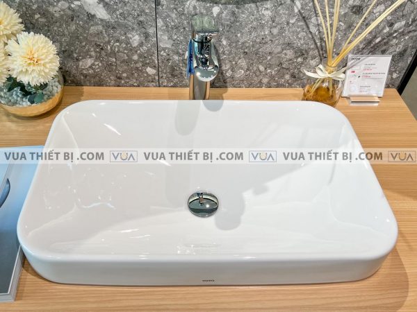 Chậu rửa mặt lavabo TOTO LT5716 đặt bàn vòi TLG01304V