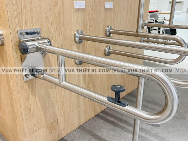 Thanh vịn TOTO T113HK7R T110D17S gắn tường