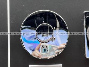 TOTO TBV01102B TBN01101B - Van chuyển hướng sen âm tường 3 đường nước ra 1 Van chuyển hướng TOTO TBV01102B TBN01101B sen âm tường 3 đường nước