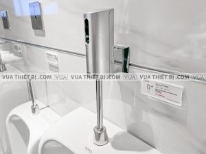 Van xả tiểu nam TOTO DUE137PBK cảm ứng dùng pin lắp nổi
