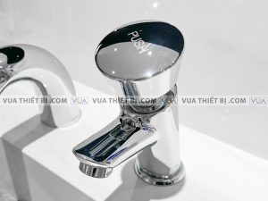 Vòi chậu lavabo TOTO DL102 chỉ lạnh