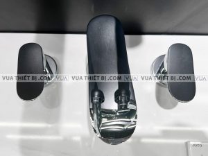 Vòi chậu lavabo TOTO TLG01201B nóng lạnh 3 lỗ GO