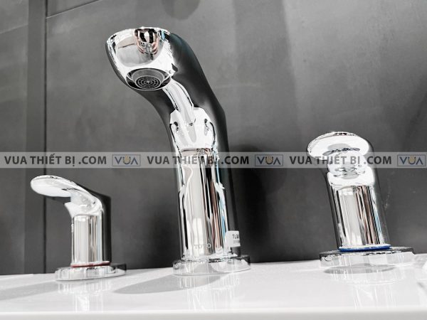 Vòi chậu lavabo TOTO TLG01201B nóng lạnh 3 lỗ GO