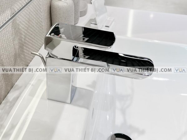 Vòi chậu lavabo TOTO TLG02301V nóng lạnh GR