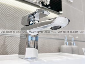 Vòi chậu lavabo TOTO TLG02301V nóng lạnh GR