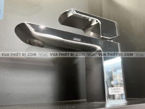 Vòi chậu lavabo TOTO TLG02301V nóng lạnh GR