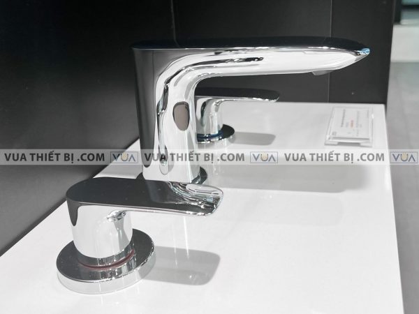 Vòi chậu lavabo TOTO TLG04201B nóng lạnh 3 lỗ GA