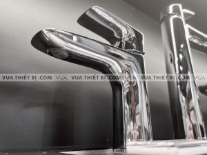 Vòi chậu lavabo TOTO TLG04301V nóng lạnh GA