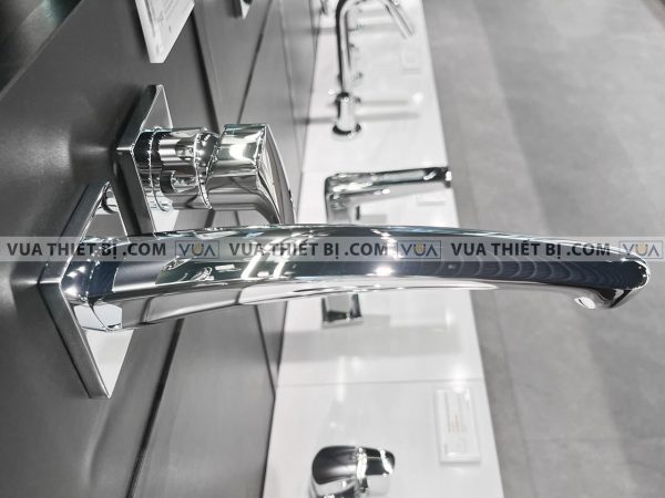 Vòi chậu lavabo TOTO TLG09308B gắn tường nóng lạnh GM