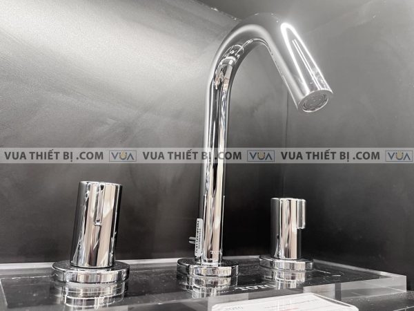 Vòi chậu lavabo TOTO TLG11201B nóng lạnh 3 lỗ GF