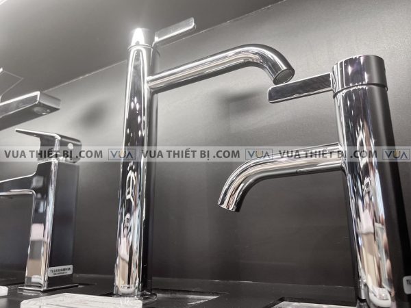 Vòi chậu lavabo TOTO TLG11305V cổ cao nóng lạnh GF