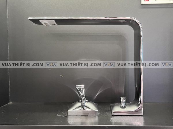 Vòi chậu lavabo TOTO TLP02304B cổ cao nóng lạnh 2 lỗ ZL