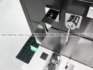 Vòi chậu lavabo TOTO TLP02310B gắn tường nóng lạnh ZL