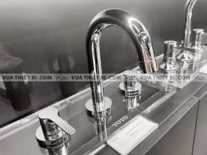 Vòi chậu lavabo TOTO TLS01201B nóng lạnh 3 lỗ LB 1
