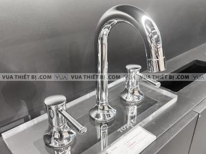 Vòi chậu lavabo TOTO TLS02201B cổ cao nóng lạnh 3 lỗ LN