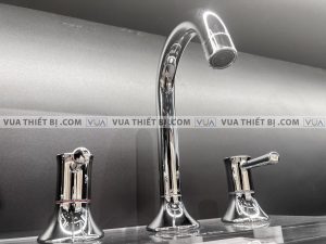 Vòi chậu lavabo TOTO TLS02201B cổ cao nóng lạnh 3 lỗ LN