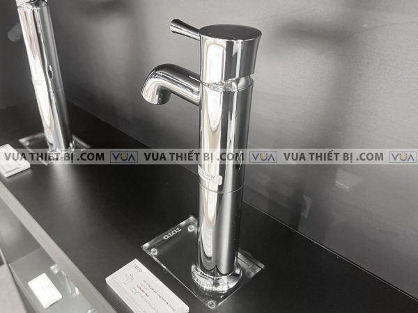 Vòi chậu lavabo TOTO TLS02303V cổ cao nóng lạnh LN