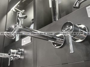 Vòi chậu lavabo TOTO TLS02308B Gắn Tường nóng lạnh LN