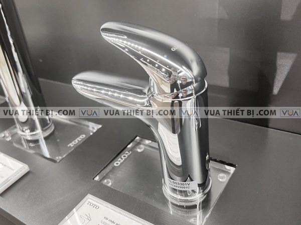 Vòi chậu lavabo TOTO TLS03301V nóng lạnh LC