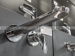 Vòi chậu lavabo TOTO TLS03308B Gắn Tường nóng lạnh LC