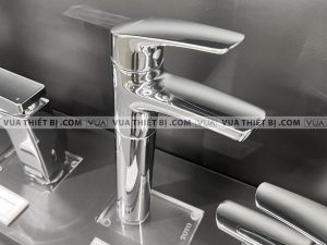 TOTO TVLM106CR - Vòi chậu lavabo cổ cao nóng lạnh 3 Vòi chậu lavabo TOTO TVLM106CR Cổ Cao nóng lạnh