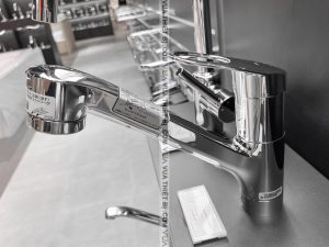 Vòi rửa bát TOTO TKGG32EBS