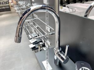 Vòi rửa bát TOTO TX608KNBR rút dây