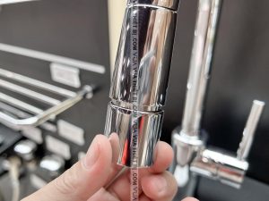 Vòi rửa bát TOTO TX608KNBR rút dây