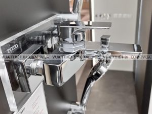 Vòi sen tắm TOTO TBG07302V TBW01010A nóng lạnh GE
