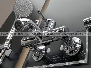 Vòi sen tắm TOTO TBS02302V DGH108ZR nóng lạnh LN