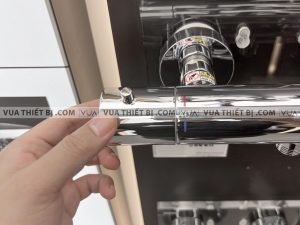 Vòi sen tắm TOTO TBV01401B TBW01010A nhiệt độ