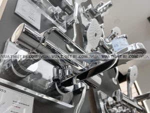 Vòi sen tắm TOTO TBV03429V TBW02006A nhiệt độ