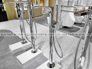 Vòi sen xả bồn tắm TOTO TBG01306B/TBN01105B đặt sàn GO
