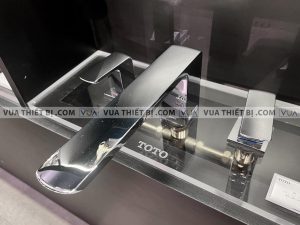 Vòi sen xả bồn tắm TOTO TBG02201B gắn bồn 3 lỗ GR