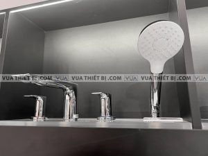 Vòi sen xả bồn tắm TOTO TBG04202B gắn bồn 4 lỗ GA