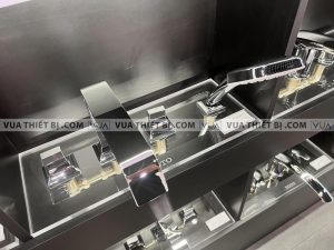 Vòi sen xả bồn tắm TOTO TBG08202A gắn bồn 4 lỗ GC